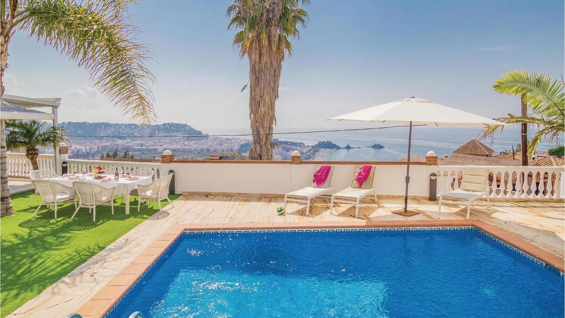 Stunning Home In Almunecar With House Sea View Spain